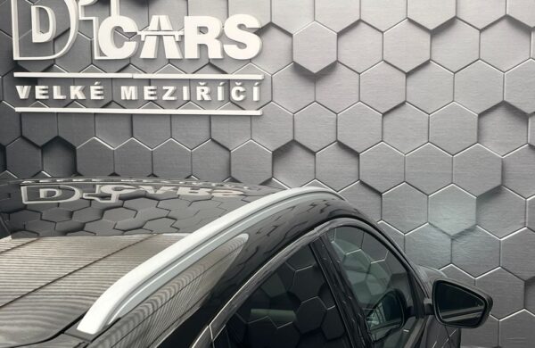 Ford Kuga 2.5 DURATEC HEV 4X4  Titanium X, nabídka 268f7100-33d1-49c3-a4a3-9f41ebd96935