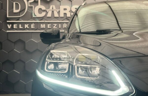 Ford Kuga 2.5 DURATEC HEV 4X4  Titanium X, nabídka 268f7100-33d1-49c3-a4a3-9f41ebd96935