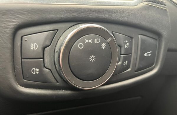 Ford S-Max 2.0 EcoBlue Automat VIGNALE, nabídka 14bc1d17-fd91-4a24-be7e-8f6e6ff3d7a4
