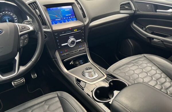 Ford S-Max 2.0 EcoBlue Automat VIGNALE, nabídka 14bc1d17-fd91-4a24-be7e-8f6e6ff3d7a4