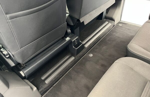 Ford Tourneo Custom 320 L2H1 Titanium aut., nabídka ef89f468-85c9-41ea-af5e-9834f2e47522