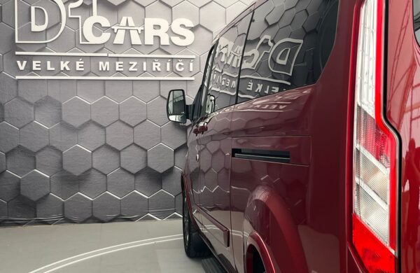 Ford Tourneo Custom 320 L2H1 Titanium aut., nabídka ef89f468-85c9-41ea-af5e-9834f2e47522