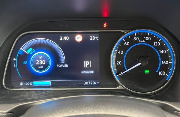 Nissan Leaf N-Connecta, 110 kW, 40kWh, nabídka 8c073d9d-2fff-4803-b393-665c7e80eb0d