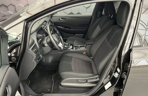 Nissan Leaf N-Connecta, 110 kW, 40kWh, nabídka 8c073d9d-2fff-4803-b393-665c7e80eb0d