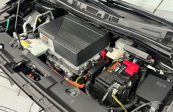 Nissan Leaf N-Connecta, 110 kW, 40kWh, nabídka 8c073d9d-2fff-4803-b393-665c7e80eb0d