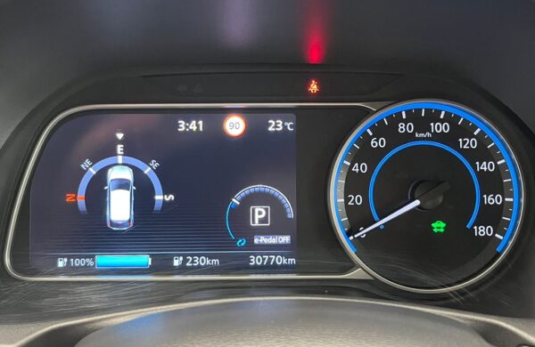 Nissan Leaf N-Connecta, 110 kW, 40kWh, nabídka 8c073d9d-2fff-4803-b393-665c7e80eb0d