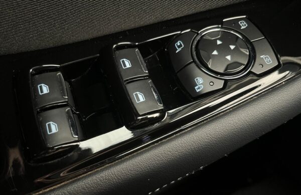 Ford Galaxy 2.5 Duratec HEV TITANIUM, nabídka 96a60a82-ec57-4a02-b41d-7974cef73606