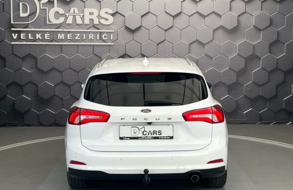Ford Focus 2.0 EB Titanium LED, nabídka 45f6504b-1eb4-4a36-bef6-af132e484cb6