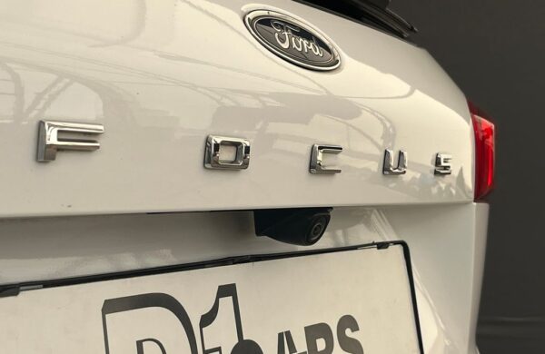 Ford Focus 2.0 EB Titanium LED, nabídka 45f6504b-1eb4-4a36-bef6-af132e484cb6