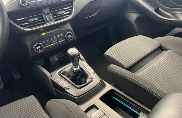 Ford Focus 2.0 EB Titanium 110KW, nabídka c8e55e7c-0490-4338-9b8e-4c61a125f2bd