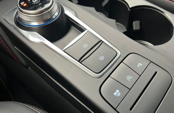 Ford Kuga 2,0 EB 140 kW AWD ST-Line, nabídka eda5aa11-49c9-44eb-9cac-3de703e67d5a