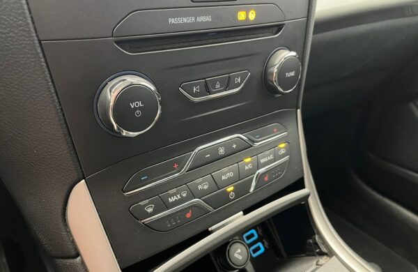 Ford Galaxy 110 kW, tažné, 7 míst, po servise , nabídka df97abc4-d964-4d0e-bc54-b6dfed3a4014