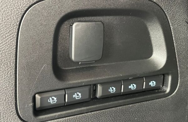 Ford S-Max 2,5 HEV Titanium 7 míst, nabídka 57bf51ae-f7b6-46d7-9448-2bf96156dcd2