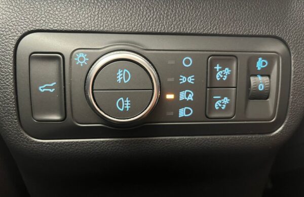 Ford Kuga 2.5 Duratec HEV 4×4 ST-LINE, nabídka 263d003b-6352-4f4a-bb7b-239c0eb9168a