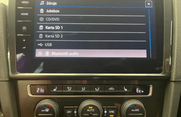 Volkswagen Golf e-Golf tepelné čerp., virtual kokpit, nabídka 6f8e5aa2-640d-495e-ad79-0f7de205906c