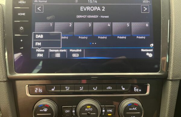 Volkswagen Golf e-Golf tepelné čerp., virtual kokpit, nabídka 6f8e5aa2-640d-495e-ad79-0f7de205906c