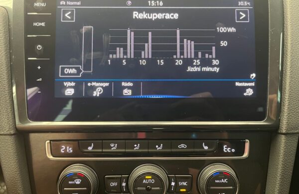 Volkswagen Golf e-Golf tepelné čerp., virtual kokpit, nabídka 6f8e5aa2-640d-495e-ad79-0f7de205906c
