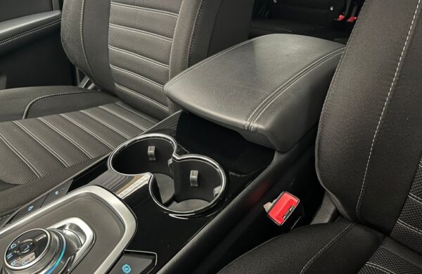 Ford Galaxy 2.5 HEV TITANIUM 7 míst, nabídka 213fe27f-0d98-4d16-8f55-04d6510ca566