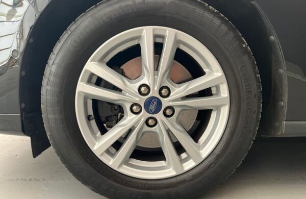 Ford Galaxy 2.0 EB Titanium manuál nez.topení, nabídka 50d8d9ac-540d-4735-b228-750a24e553b2