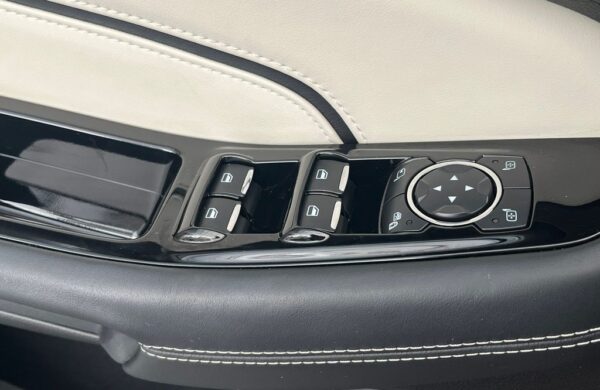 Ford S-Max 2.5 Duratec HEV VIGNALE, nabídka c353f50f-f91a-46ed-8cc1-c415743f751d