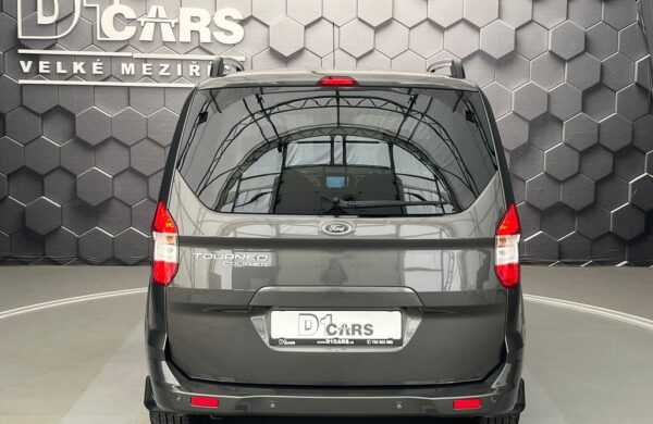 Ford Tourneo Courier Titanium 1.5 TDCi prav.servis, nabídka cd0aa8c6-bfb6-40ca-9dd7-e8058942fa83