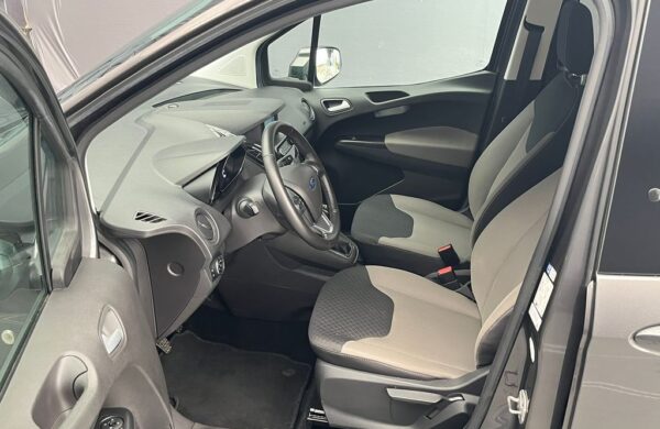 Ford Tourneo Courier Titanium 1.5 TDCi prav.servis, nabídka cd0aa8c6-bfb6-40ca-9dd7-e8058942fa83