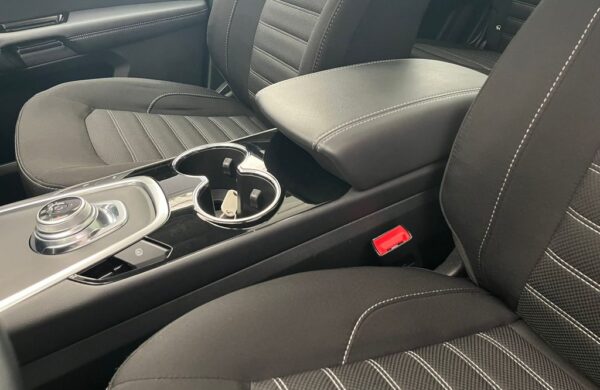 Ford Galaxy 2.5 HEV TITANIUM 7 míst , nabídka d0ea06f1-b49b-4b94-830e-1c7b934a6af0