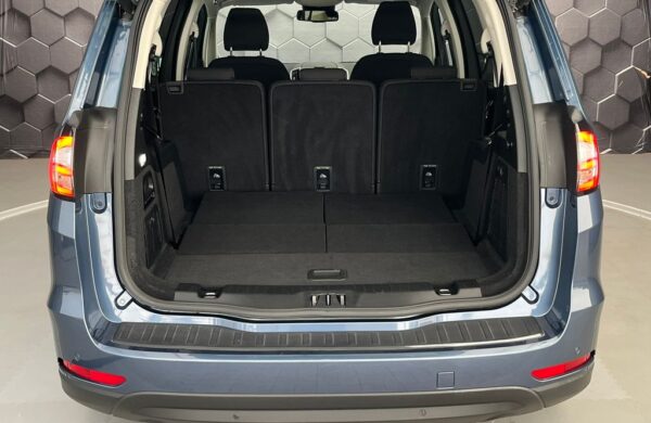 Ford Galaxy 2.5 HEV TITANIUM 7 míst , nabídka d0ea06f1-b49b-4b94-830e-1c7b934a6af0