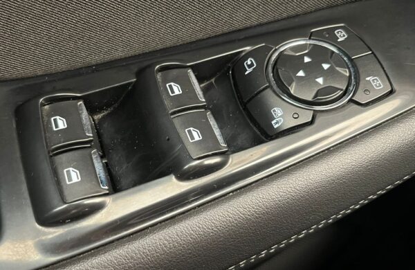 Ford Galaxy 2,0 TDCi Titanium 132kw manuál, nabídka 43abc5db-d134-4833-bca0-1e9c2e10f234