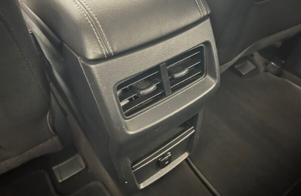 Ford Galaxy 2,0 TDCi Titanium 132kw manuál, nabídka 43abc5db-d134-4833-bca0-1e9c2e10f234