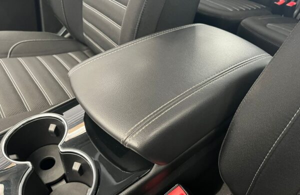Ford Galaxy 2,0 EB 140kw Titanium AWD (4×4) 7míst, nabídka b9bb5d1e-276c-4ee7-ab1f-7c3b01593778