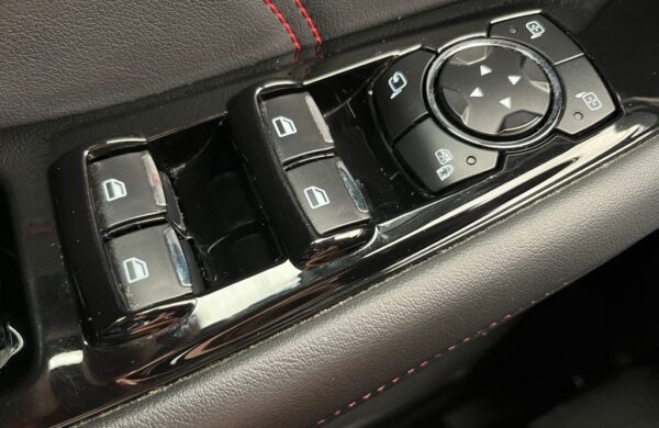 Ford S-Max 2,5 HEV ST-Line, nabídka 35adc7c8-fb03-403d-837f-bdaf94754c9b