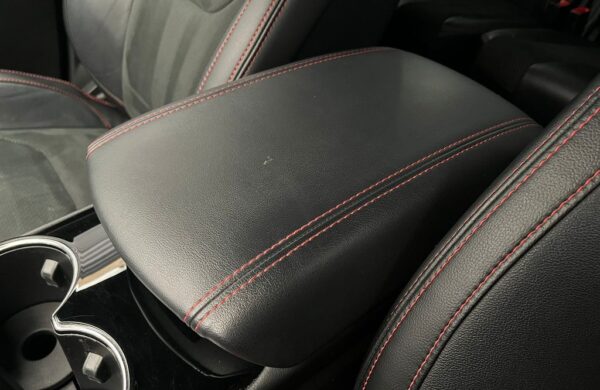 Ford S-Max 2,5 HEV ST-Line, nabídka 35adc7c8-fb03-403d-837f-bdaf94754c9b