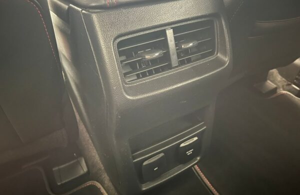 Ford S-Max 2,5 HEV ST-Line, nabídka 35adc7c8-fb03-403d-837f-bdaf94754c9b