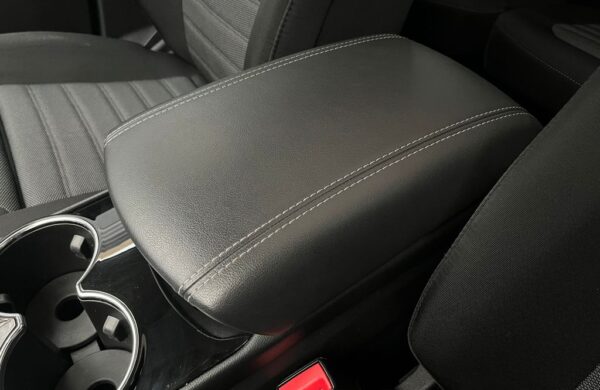 Ford S-Max 2.5 HEV TITANIUM 7 míst, nabídka f30593c1-8032-4789-86c0-5566283ee2f2