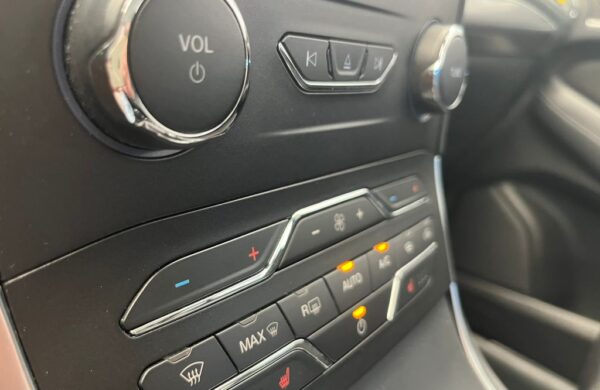 Ford S-Max 2.0 EB Titanium mauál, nabídka 650cc027-172b-4999-a81d-466b86de8e46