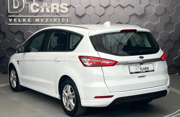 Ford S-Max 2.0 EB Titanium LED manuál, nabídka 57ef9a25-b9ed-4e33-88db-e98197014b0a