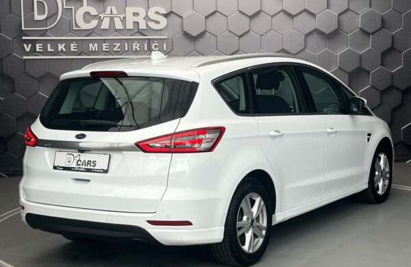 Ford S-Max 2.0 EB Titanium LED manuál, nabídka 57ef9a25-b9ed-4e33-88db-e98197014b0a