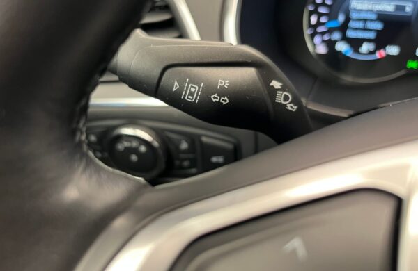 Ford S-Max 2.0 EB Titanium LED manuál, nabídka 57ef9a25-b9ed-4e33-88db-e98197014b0a