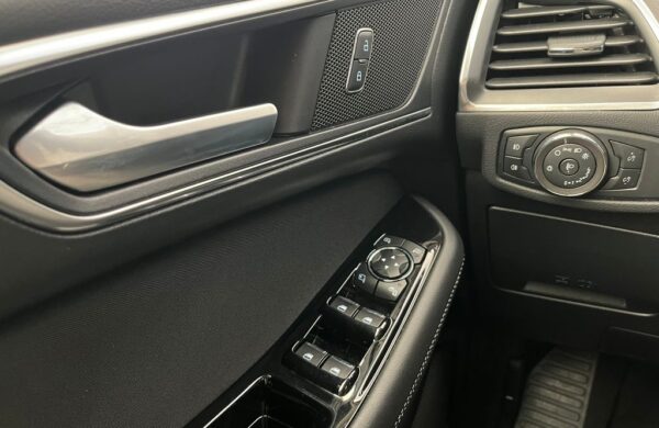 Ford Galaxy 2.5 HEV Titanium 7míst, nabídka e5e0adbf-ac9a-4146-9d21-9e88d01ce13d