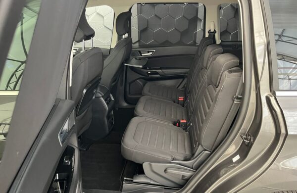 Ford Galaxy 2.5 HEV Titanium 7míst, nabídka e5e0adbf-ac9a-4146-9d21-9e88d01ce13d