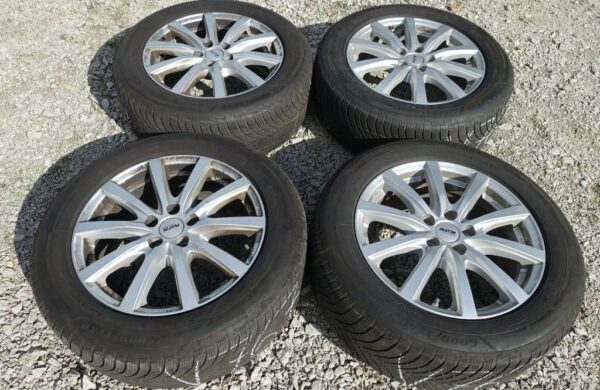 Ford S-Max 2,5 HEV Titanium 7míst, nabídka 533d1489-04bb-4012-acbf-7d7764488076