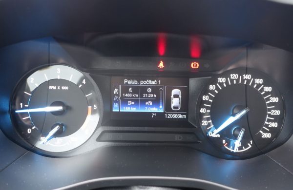 Ford Mondeo 2.0 EcoBlue LED SVĚTLA, nabídka 5b13e171-313f-4d8b-a17d-1afd19fb1a39