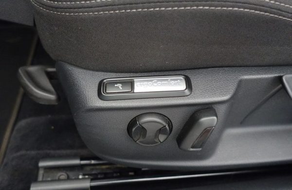 Volkswagen Passat 2.0 TDi 110kW DSG, nabídka 7f536bee-80c2-452d-be55-2f8ba4ebf73a