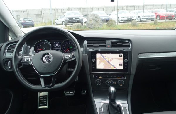 Volkswagen Golf 2.0 TDI 135 kW 4MOT Alltrack D, nabídka ab069bab-f87e-4b17-a19f-7d324f1f6b50
