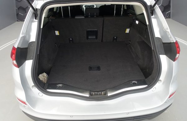 Ford Mondeo 2.0 TDCi Business, nabídka 86c58c56-9755-40dc-896a-6d54a4a47806