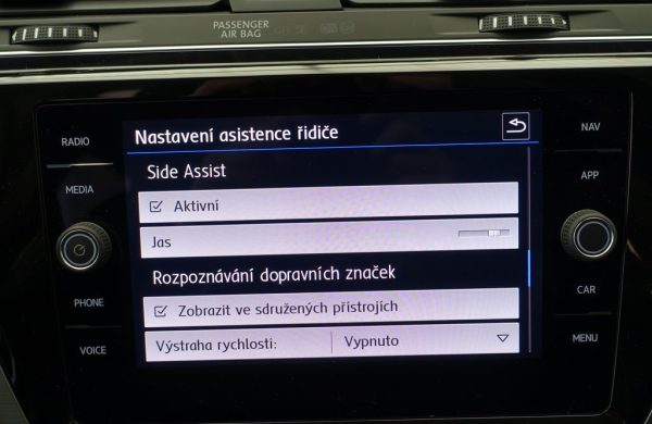 Volkswagen Touran 2.0 TDi Bi-XENONY, 7MÍST, nabídka a102b8b8-a93d-4125-a322-0fe5d02a8c87