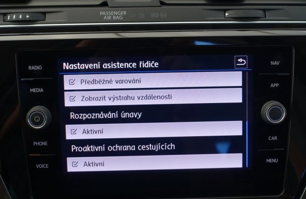 Volkswagen Touran 2.0 TDi LED SVĚTLA, nabídka e8a4ffac-744d-456b-bccc-51c636644624