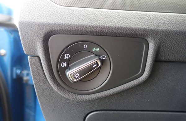 Volkswagen Touran 2.0 TDi LED SVĚTLA, nabídka e8a4ffac-744d-456b-bccc-51c636644624