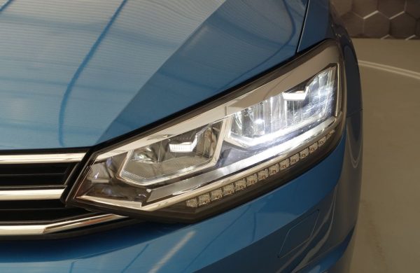 Volkswagen Touran 2.0 TDi LED SVĚTLA, nabídka e8a4ffac-744d-456b-bccc-51c636644624